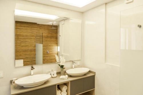 Gallery image of Fabulous & Exclusive Apartments With Sea View Pool BBQ Garden in Akumal