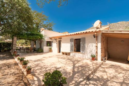 Villa Venzala Petit by Sealand Villas