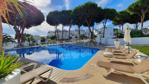 Nice Duplex Home, Marbella, See View, Hotel Resort