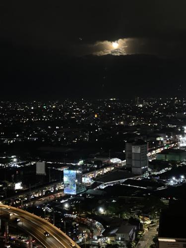 Een luchtfoto van Celandine Minimalist Condo Staycation in Balintawak Quezon City