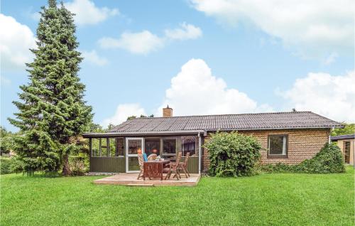 Zahrada ubytování 3 Bedroom Lovely Home In Hjørring