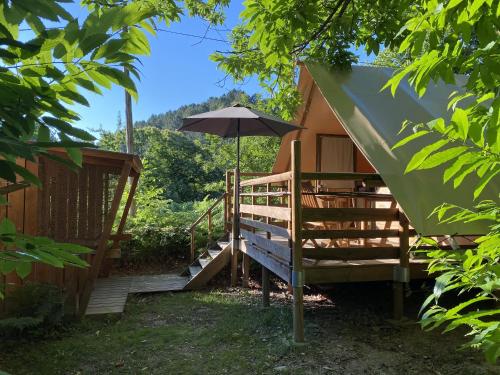 La Pilotis Camping La Châtaigneraie