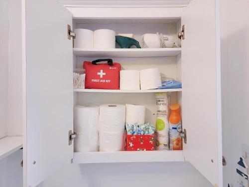 small cute basement unit – Photos 3
