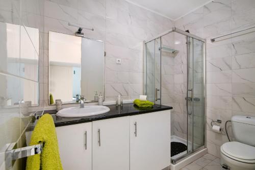 Koupelna v ubytování Aldeia das açoteias