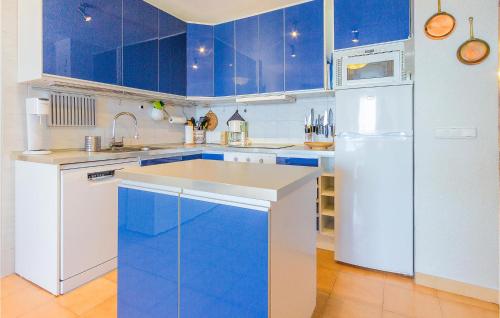 Stunning Apartment In Benidorm With Wifi
