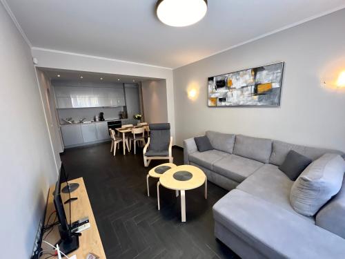 EXCELLENT LOCATION ! General Gurko apartment