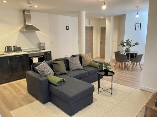Fotografie z fotogalerie ubytování Bayard Plaza- One Bedroom Comfortable Apartment v destinaci Peterborough