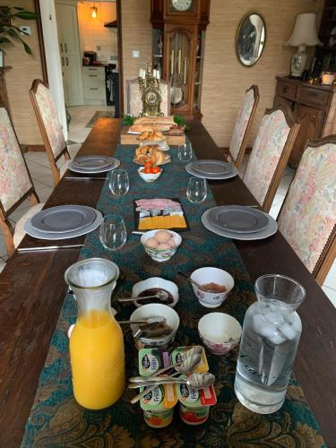 Afbeelding uit fotogalerij van NO5 Chambre D'hotes in Courcôme