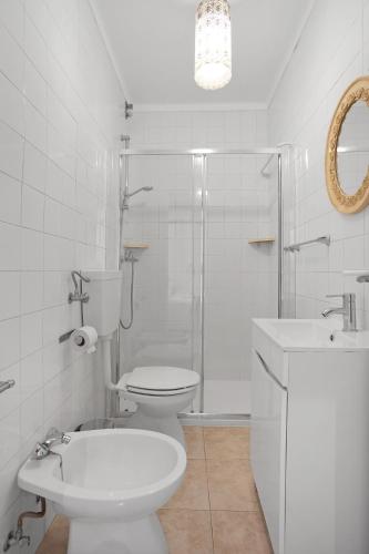 Group-Friendly Apt in the Heart of Bairro Alto