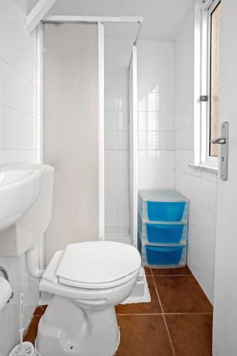 Group-Friendly Apt in the Heart of Bairro Alto