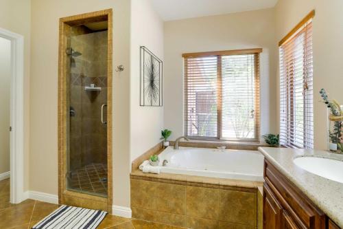 Ένα μπάνιο στο Yucca Valley Home with Private Hot Tub and Mtn Views!