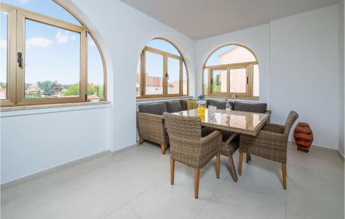 Stunning Apartment In Medulin With Wifi