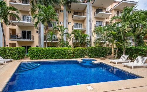 Bazen u ili blizu objekta Central Park Apartment