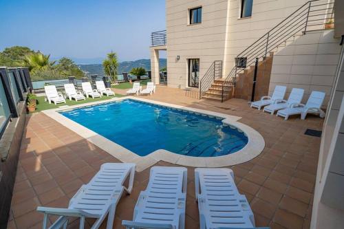 Villa Aurore, 12 persons, Large salt-water pool, Air conditioning