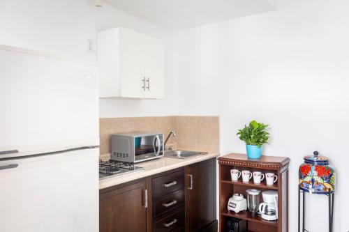 Cucina o angolo cottura di Hotel Pueblito Vallarta