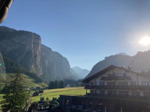 Imagen de la galería de Week End Senoner, en Selva di Val Gardena