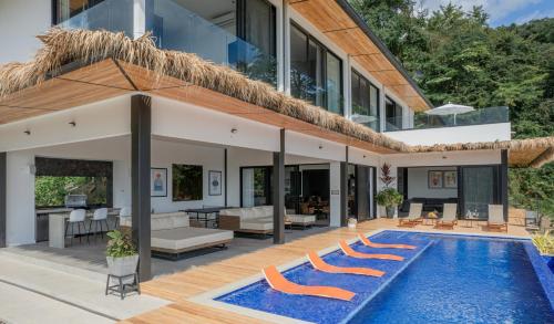 Bazén v ubytování Villa Setai - Full Ocean view nebo v jeho okolí