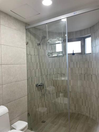 Un baño de VIP DELUXE SUITE AND TOWER E11 POOL_GYM_SAUNE_WIFE