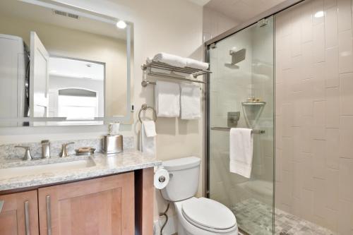 Koupelna v ubytování Ski-in/Ski-out, Stunning Top Floor Condo at Park City Base, Professionally Decorated Luxury 3BR