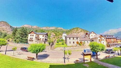 Los Avellanos de Escarrilla - tucasaenlospirineos