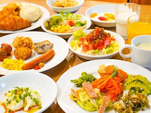 Jídlo v hotelu nebo okolí