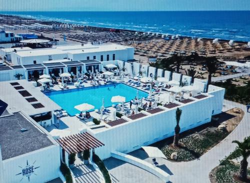 an aerial view of a resort with a swimming pool at Sea Breeze in Baku