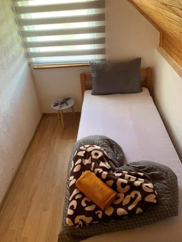 Katil atau katil-katil dalam bilik di Planinska kuća za odmor Perić