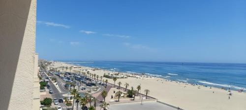 Grand appartement standing front de mer 90 m2