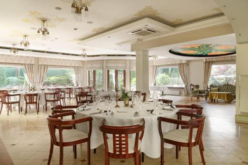 Εστιατόριο ή άλλο μέρος για φαγητό στο Hotel Villa Eva