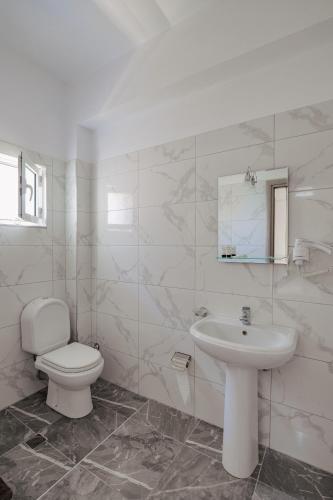 Gallery image of Hotel Edola in Sarandë