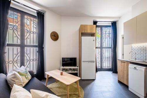 Charming and Comfortable Apartment with Inviting Atmosphere