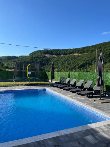 Πισίνα στο ή κοντά στο Villa Nejra