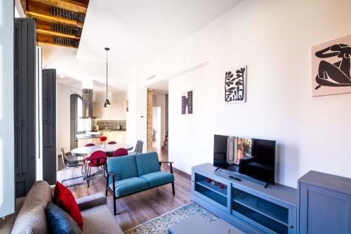 Spacious Penthouse with Massive Terrace