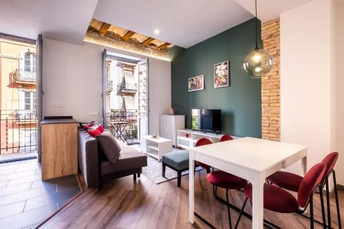 Serene Apartment with a Relaxing Atmosphere