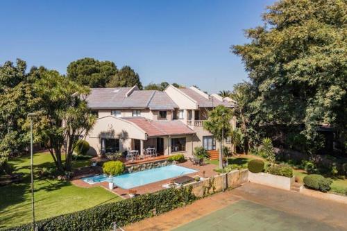 Πισίνα στο ή κοντά στο The Bedford View Guest House