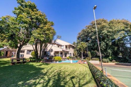 Κήπος έξω από το The Bedford View Guest House