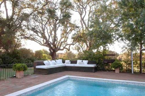Πισίνα στο ή κοντά στο Finca de película en el campo, con piscina
