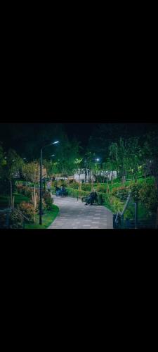 Taman di luar Pepelita