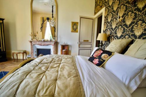 Кровать или кровати в номере Chateau les Villettes