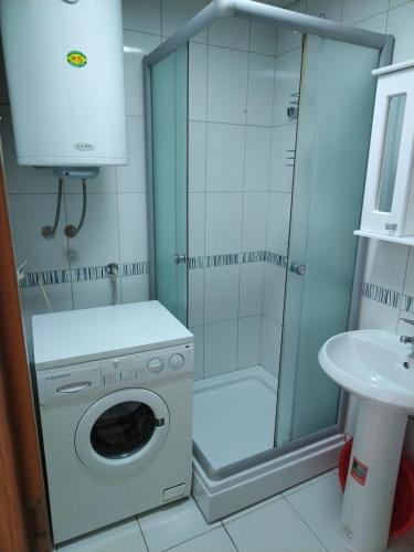 Koupelna v ubytování 2K Apartment