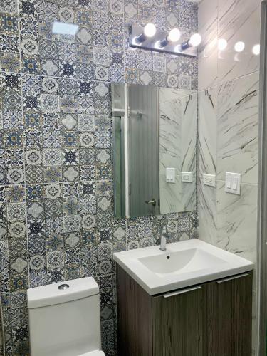 Ванная комната в Moderno Apartamento en Avenida Balboa
