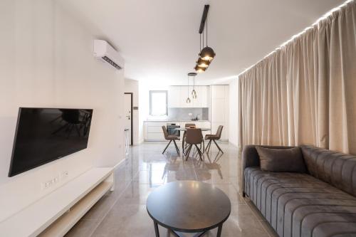 Marilla apartments