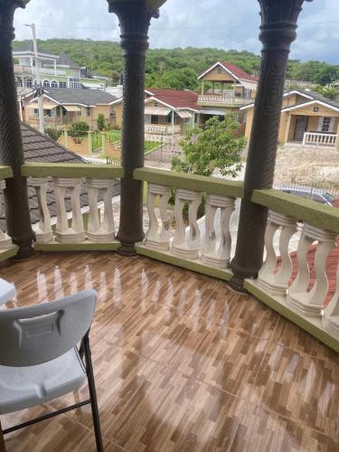 Gallery image of Cham's Penthouse in Falmouth