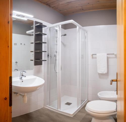 Kylpyhuone majoituspaikassa Residence Viola