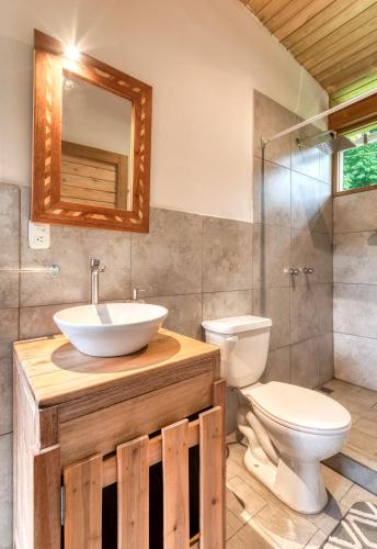 Ένα μπάνιο στο La Providencia Lodge