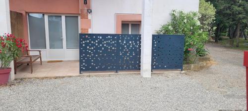 DOMAINE DE POULHARIES -Cinsault