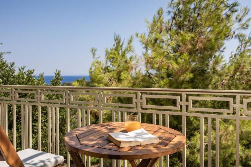 Μπαλκόνι ή βεράντα στο Zos Suites
