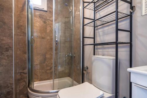 Koupelna v ubytování Convenient and Modern Flat in Central Beylikduzu