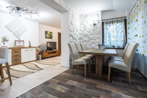 Barackvirág Apartmanház