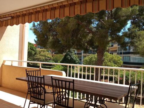 T3 68m², 4*, climatisé avec loggia, proche mer et commerces – Bormes-les-Mimosas - FR-1-610-14